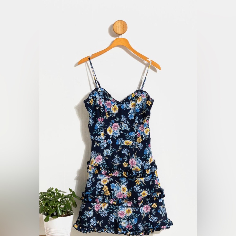 Francesca’s dress in size medium NWT